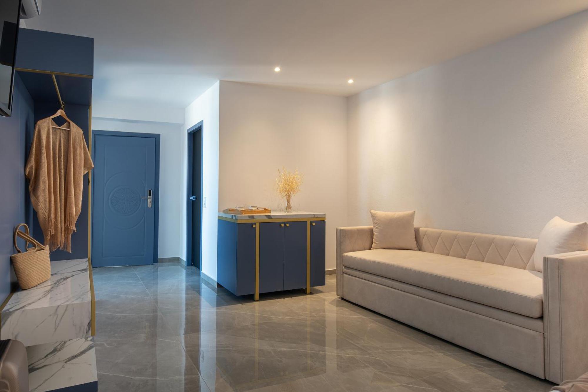 Acropol Golden Suites Неос Мармарас Екстериор снимка